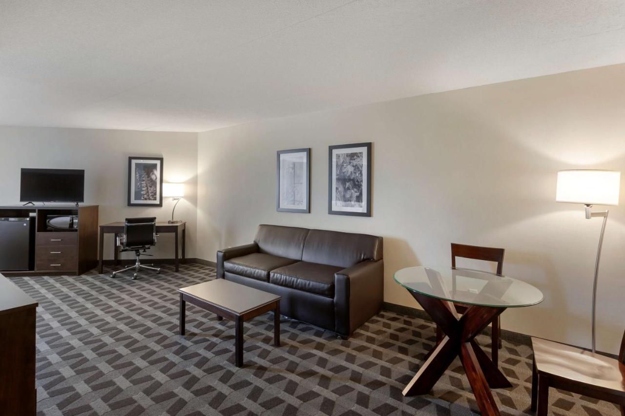 Best Western Plus Leamington Hotel & Conference Centre Exterior foto